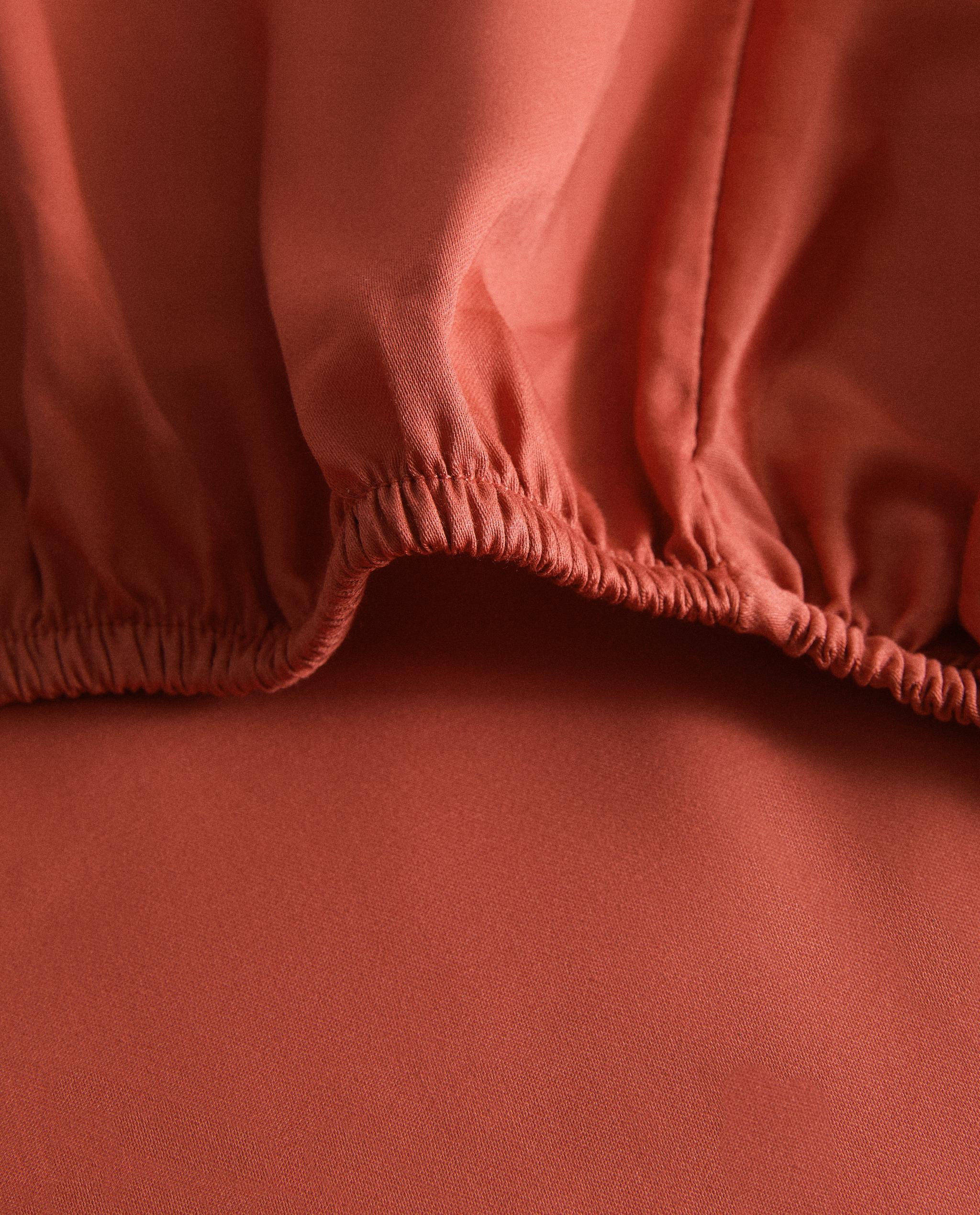 SATEEN FITTED SHEET | 30 CM HIGH (300 THREAD COUNT) product thumbnail 11