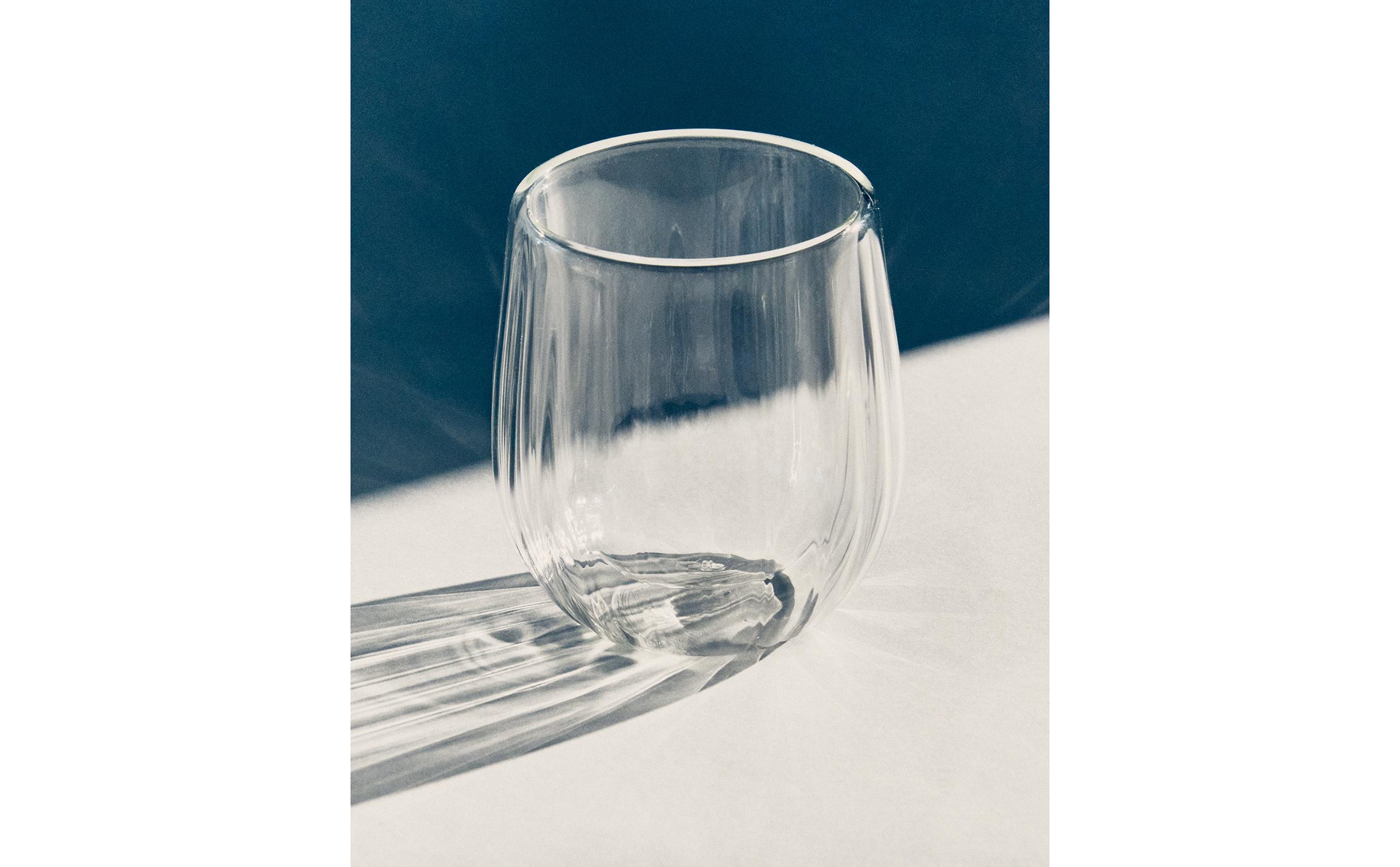 DOUBLE-WALL BOROSILICATE TUMBLER WITH LINES product thumbnail 9