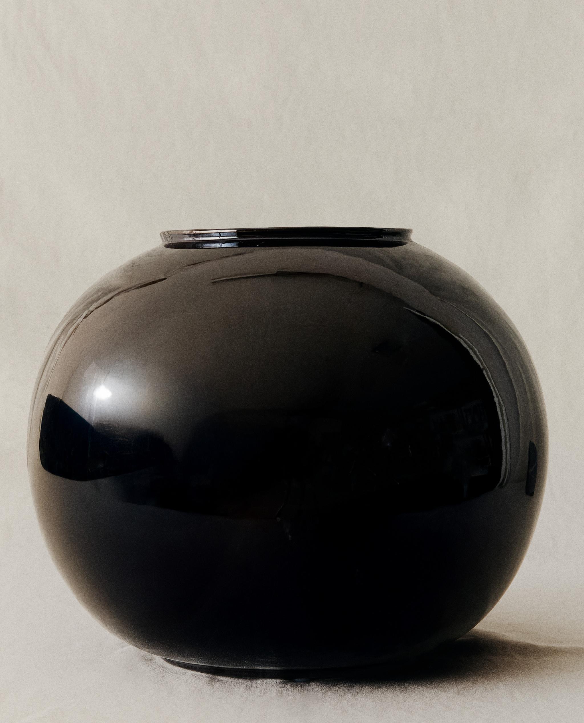 GLOSS SPHERE VASE product thumbnail 8