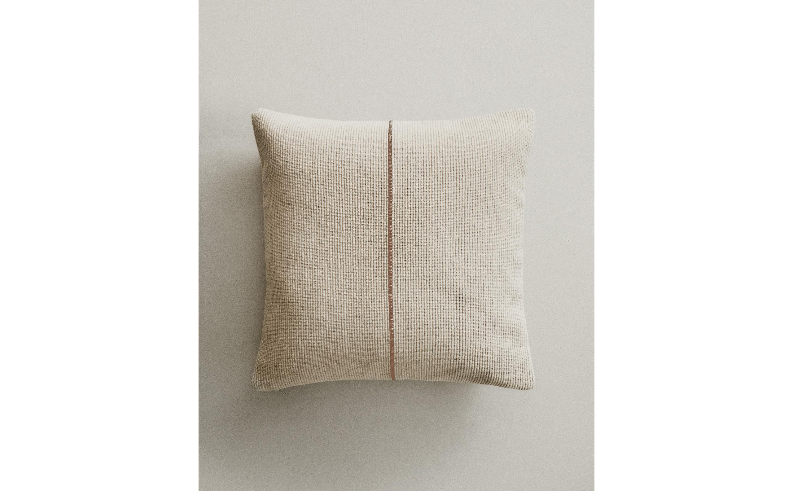 ライン クッションカバー | Zara Home 日本/Japan