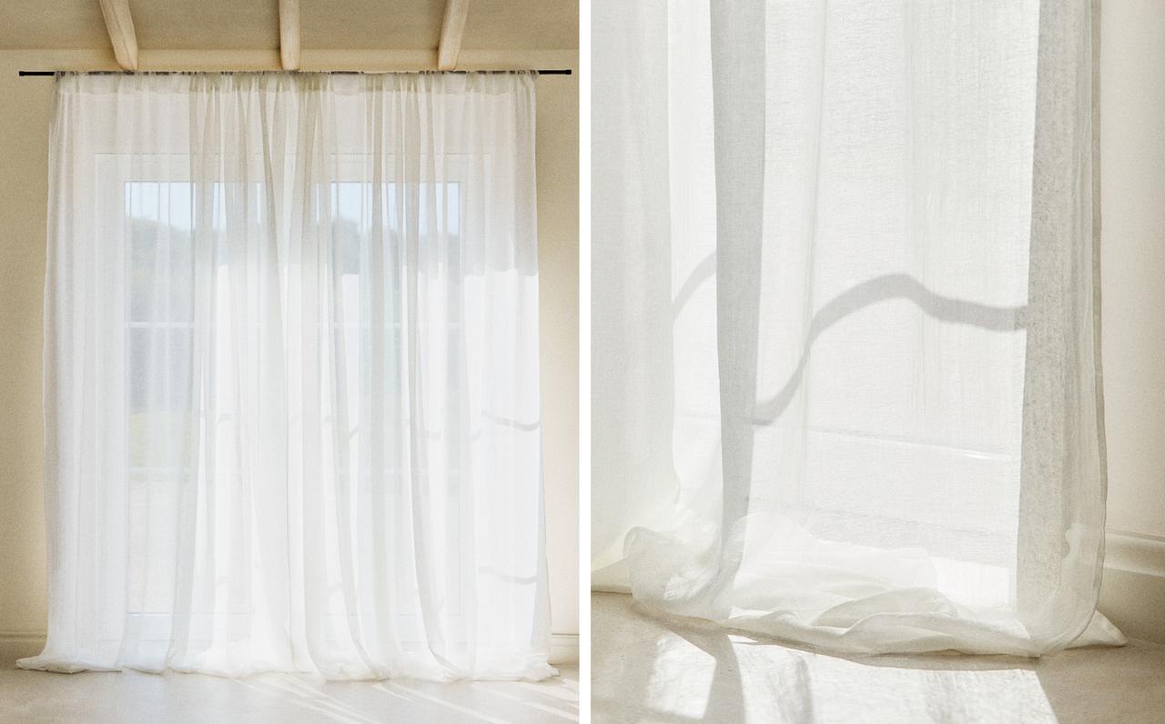 LOW OPACITY DOUBLE-WIDTH CURTAIN