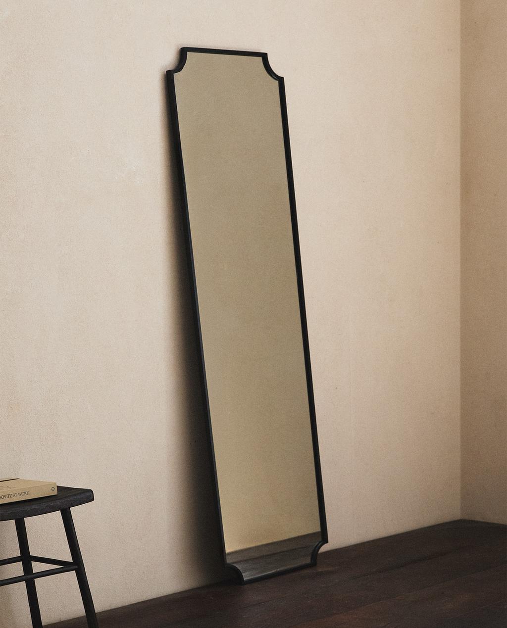 BLACK METAL MIRROR BLACK METAL MIRROR