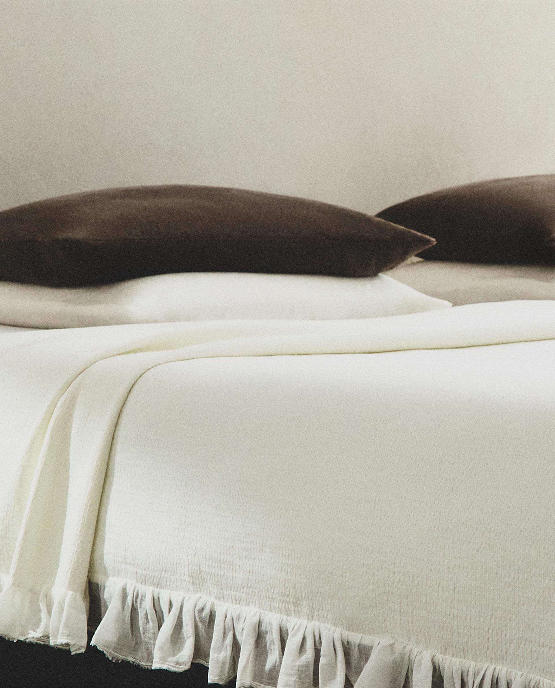 フリル テクスチャー ベッドカバー | Zara Home 日本/Japan