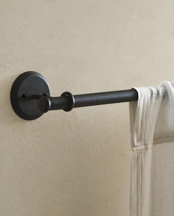 IRON CURTAIN POLE