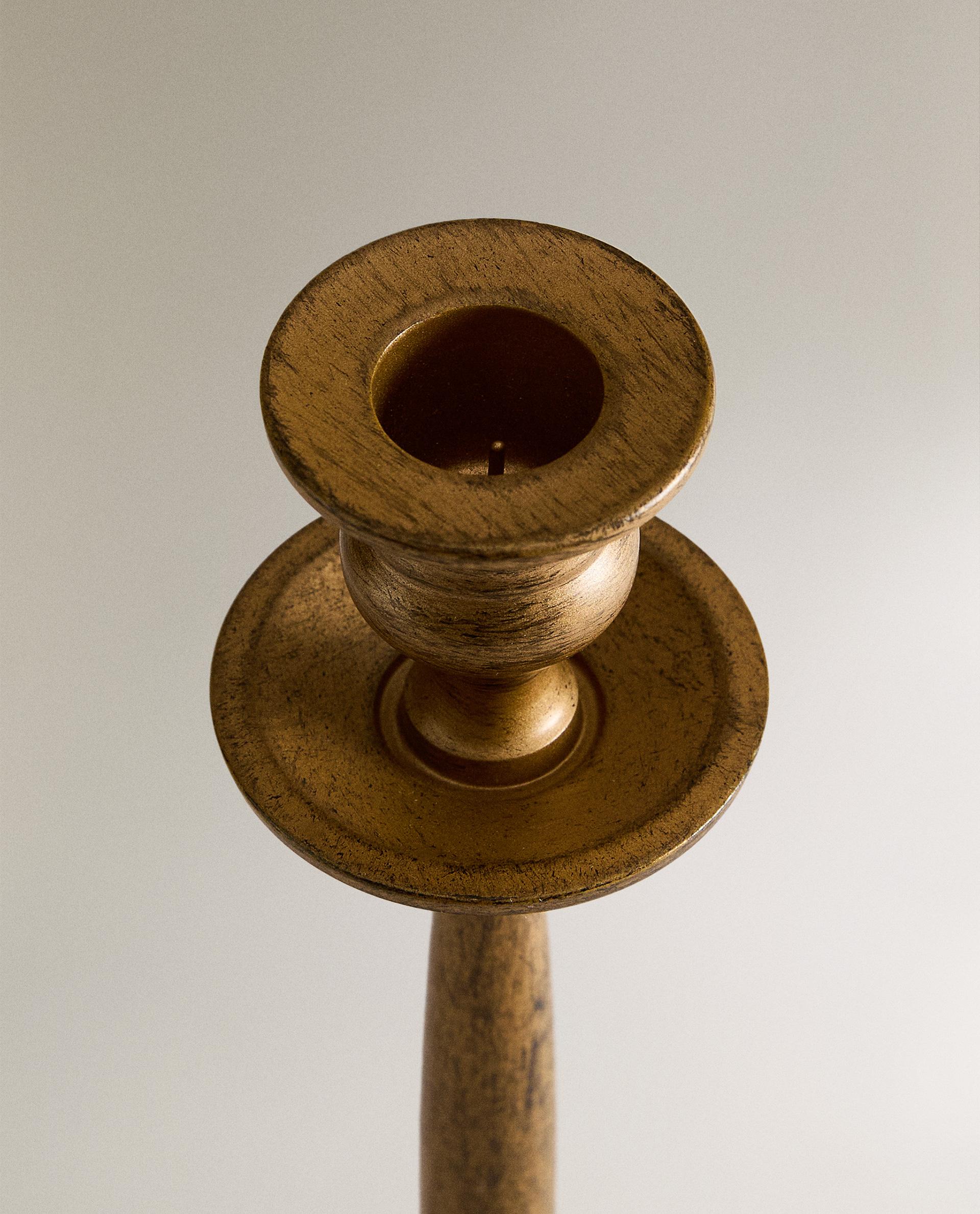 GOLD CANDLESTICK