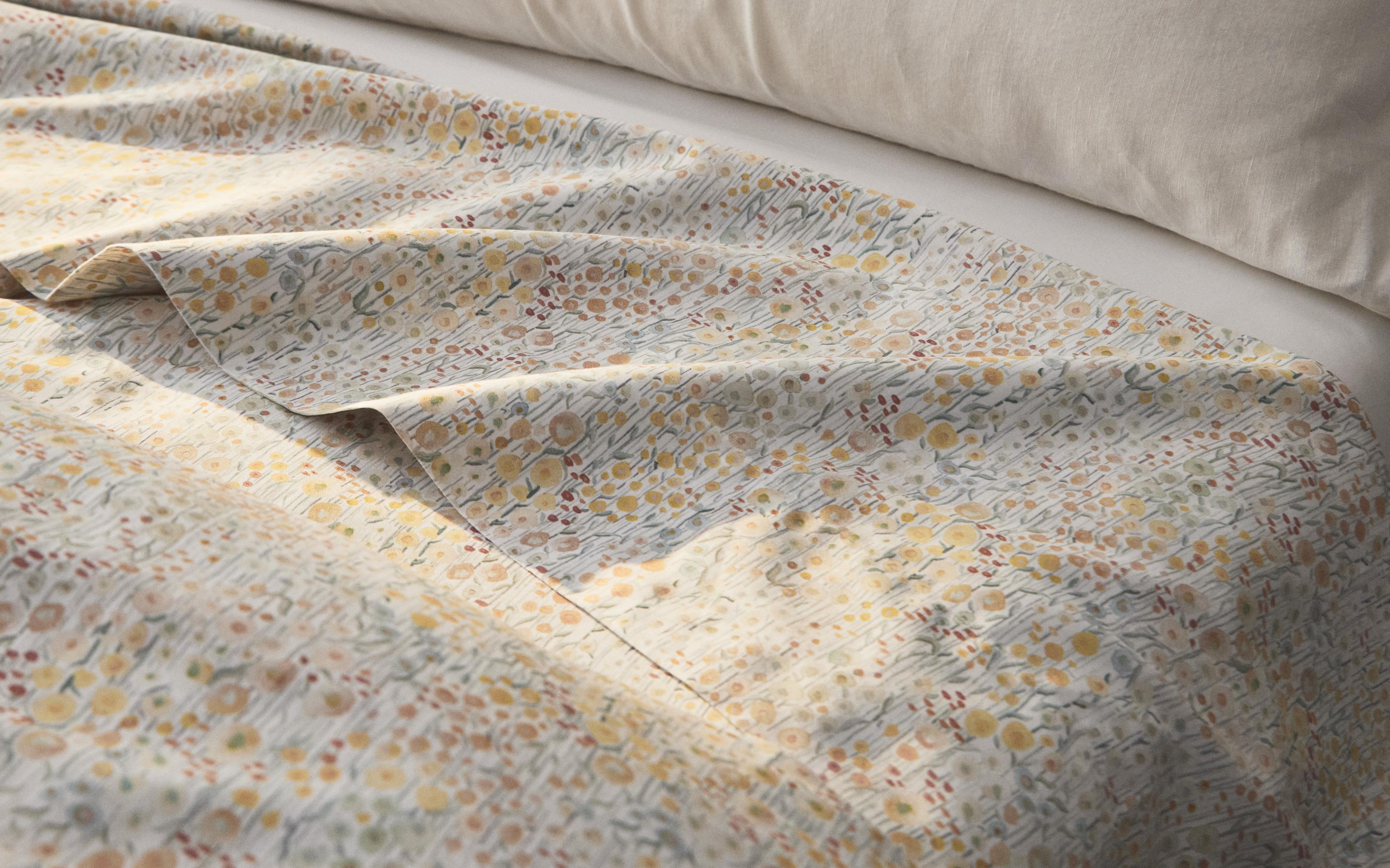 MINI FLORAL PRINT SATEEN FLAT SHEET product thumbnail 6