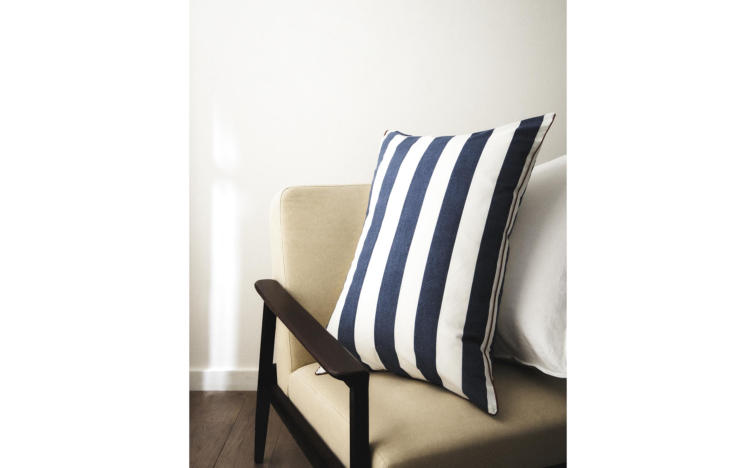 STRIPED WASHED COTTON PILLOWCASE product thumbnail 7