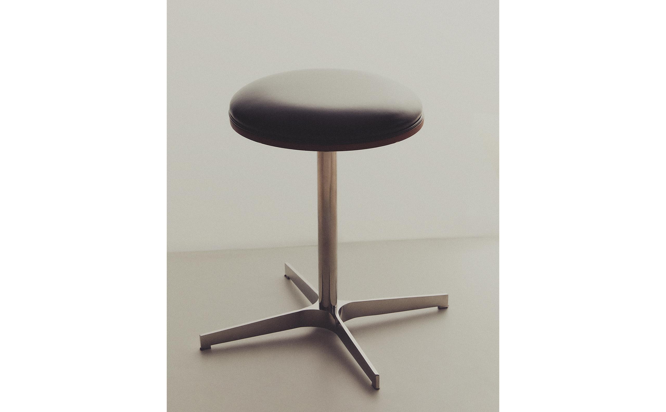 LEATHER AND STAINLESS STEEL STOOL product thumbnail 2