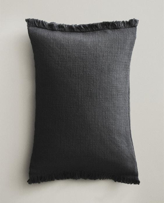FRINGED CUSHION COVER FRINGED CUSHION COVER