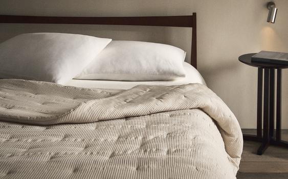 GATHERED COTTON QUILTED BEDSPREAD