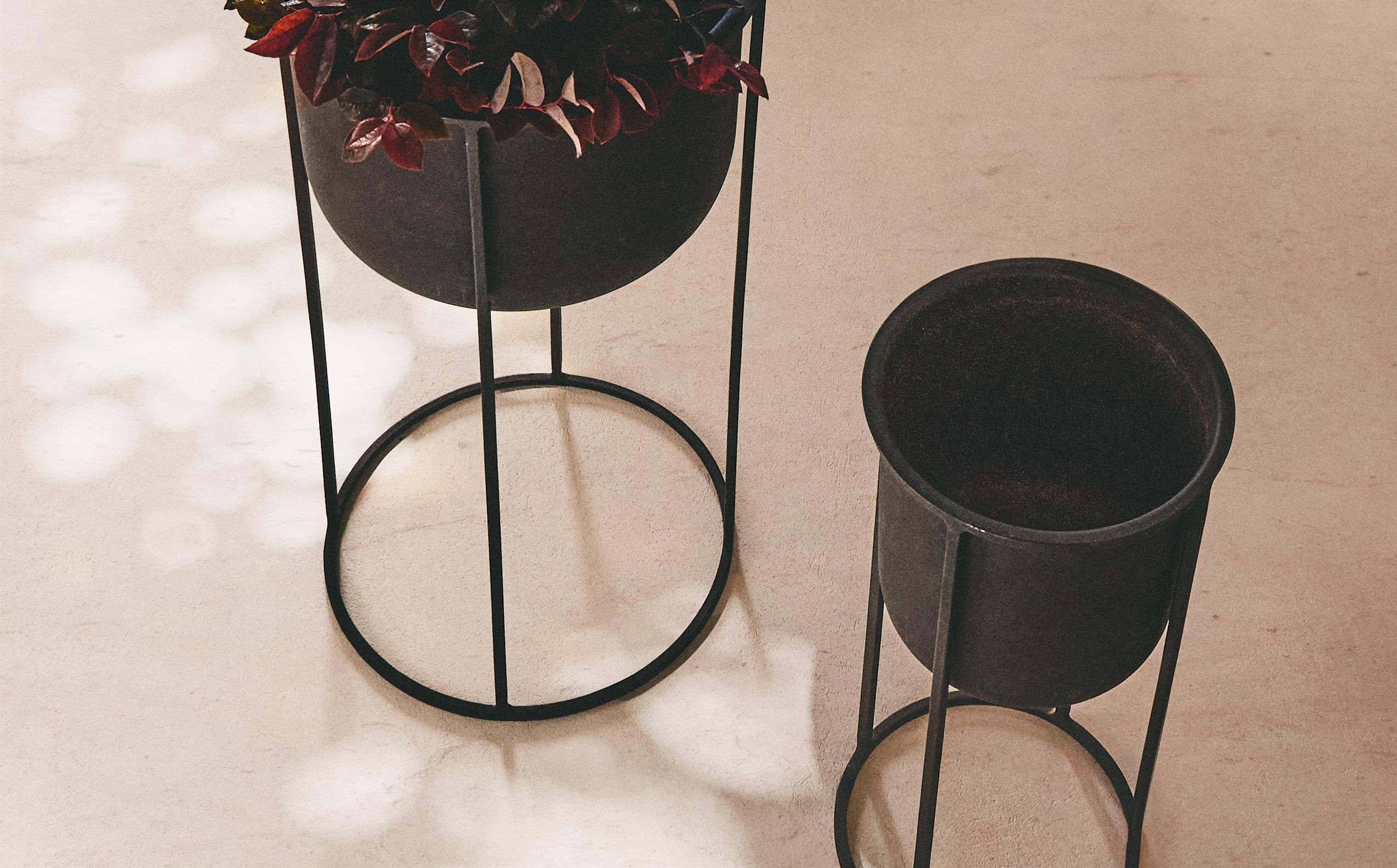 METALLIC FLOWERPOT