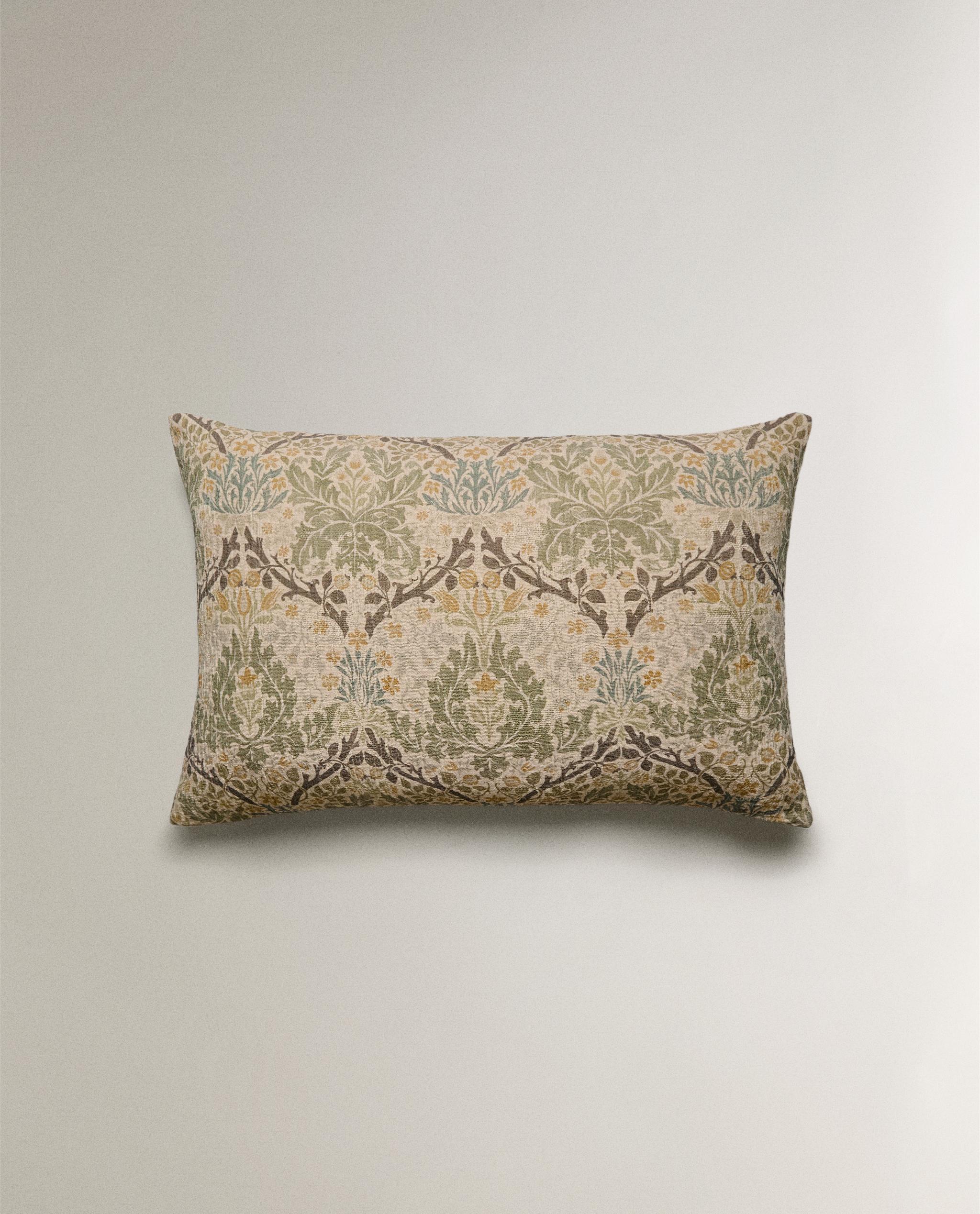 MORRIS & CO. FLORAL THROW PILLOW COVER | Zara Home United States