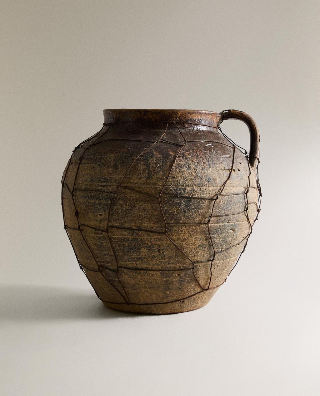 TERRACOTTA LATTICE VASE