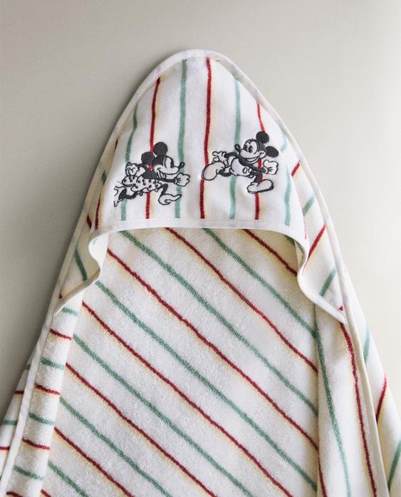 MICKEY & MINNIE ©DISNEY VELOUR HOODED TOWEL