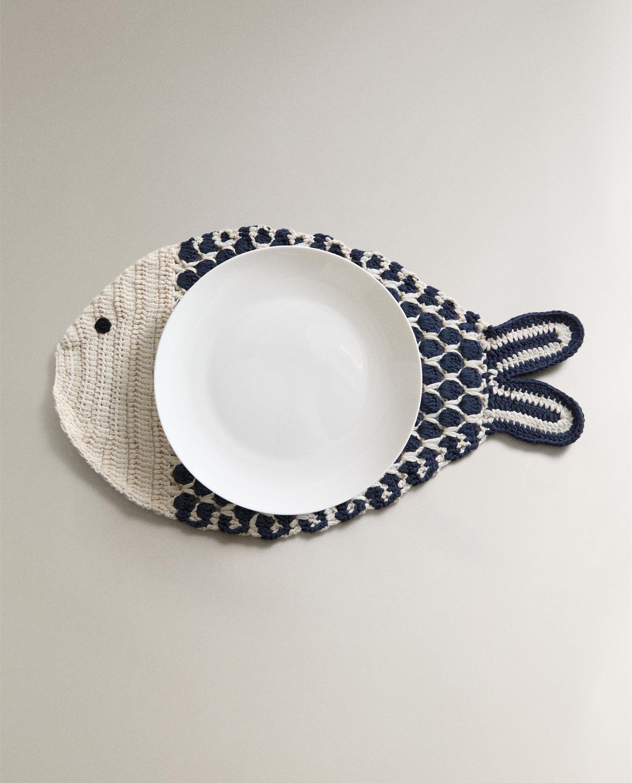 QUILTED FISH PLACEMAT product thumbnail 7