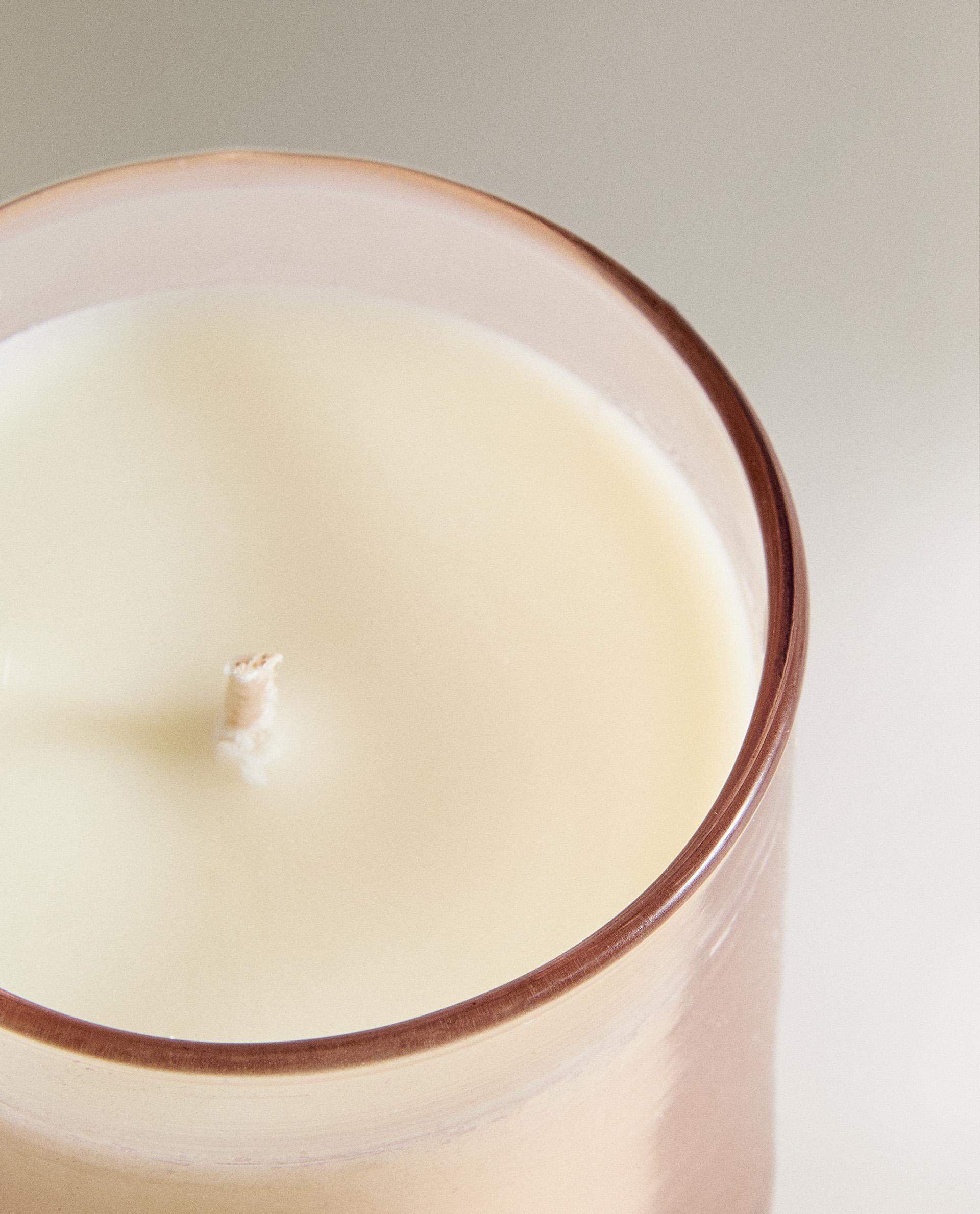 (180 G) MUSKY LILY SCENTED CANDLE product thumbnail 3
