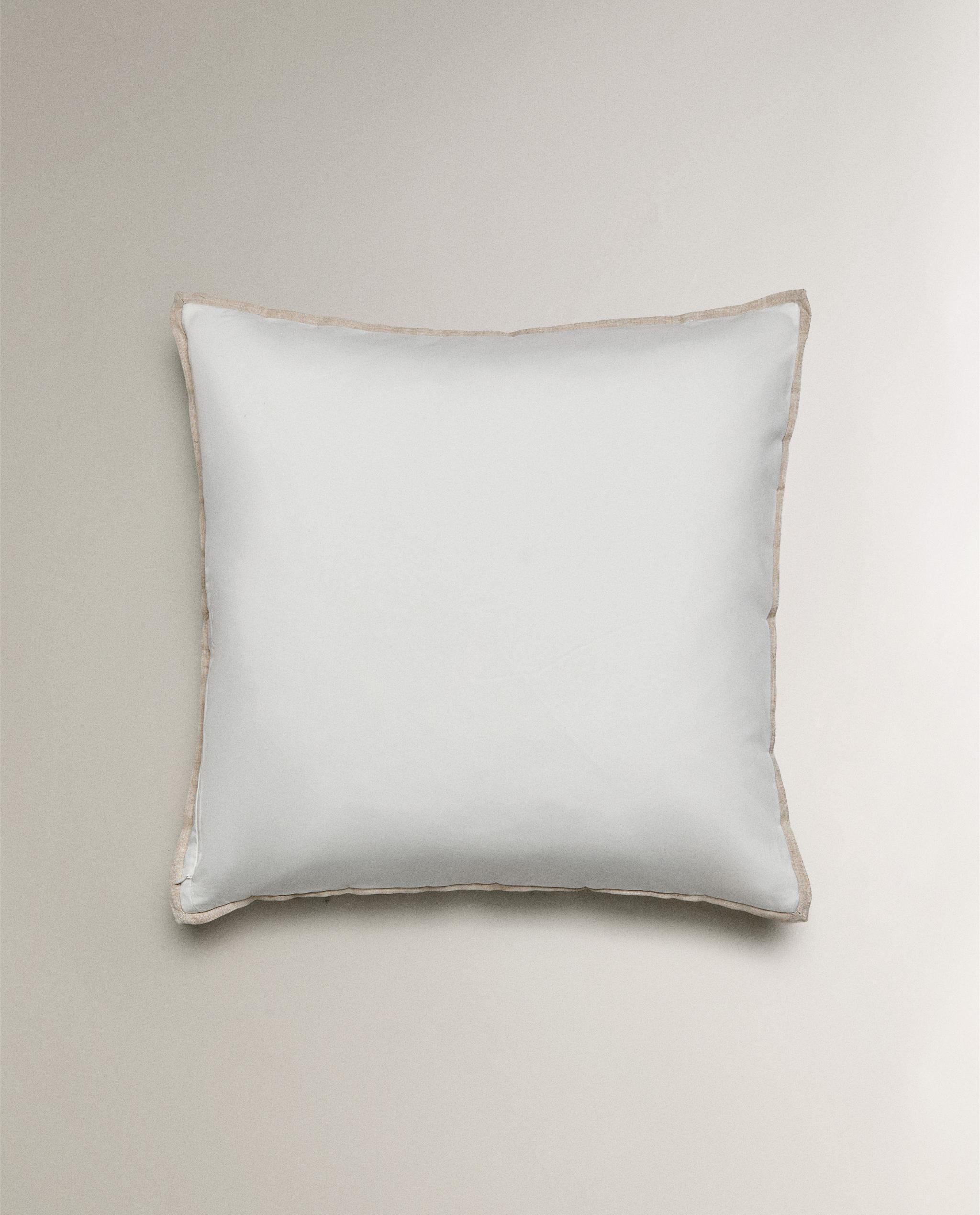 サテンリネン ドット クッションカバー | Zara Home 日本/Japan
