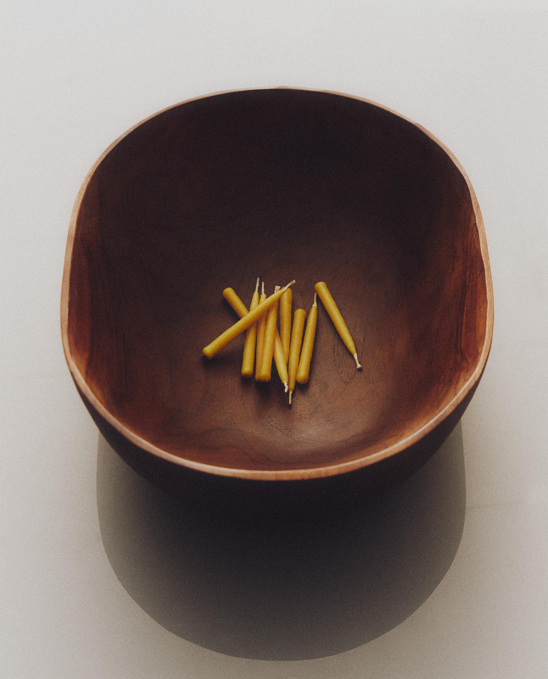 DECORATIVE TEAK WOOD BOWL