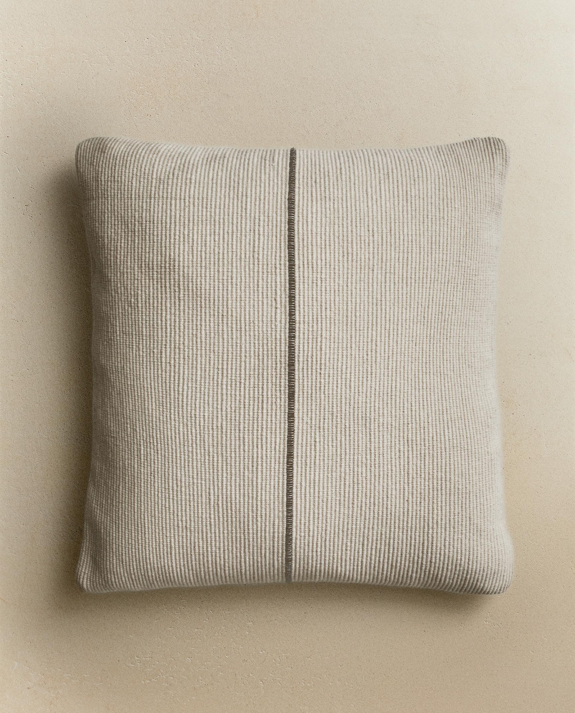 ライン クッションカバー | Zara Home 日本/Japan