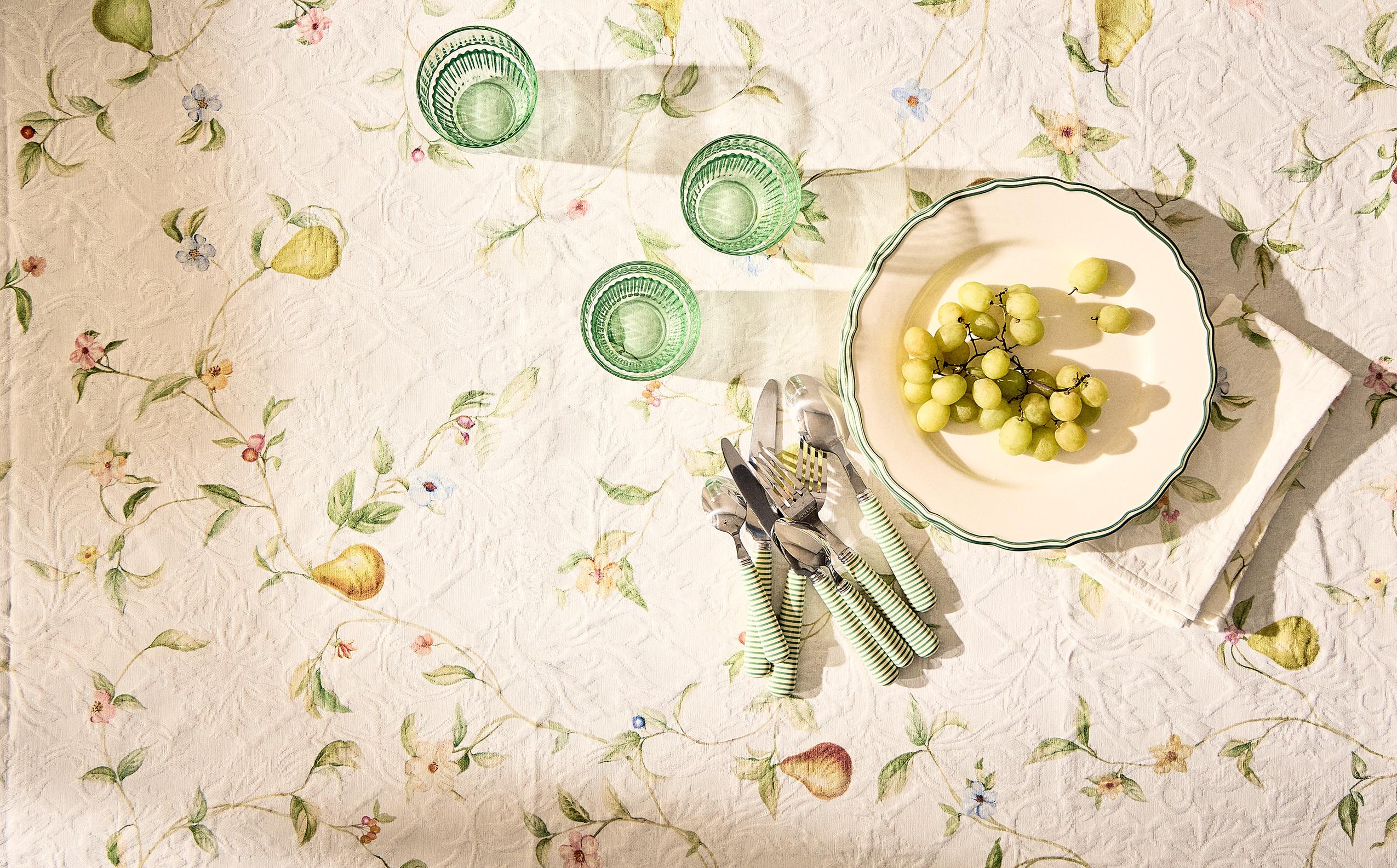 COTTON JACQUARD PEAR TABLECLOTH