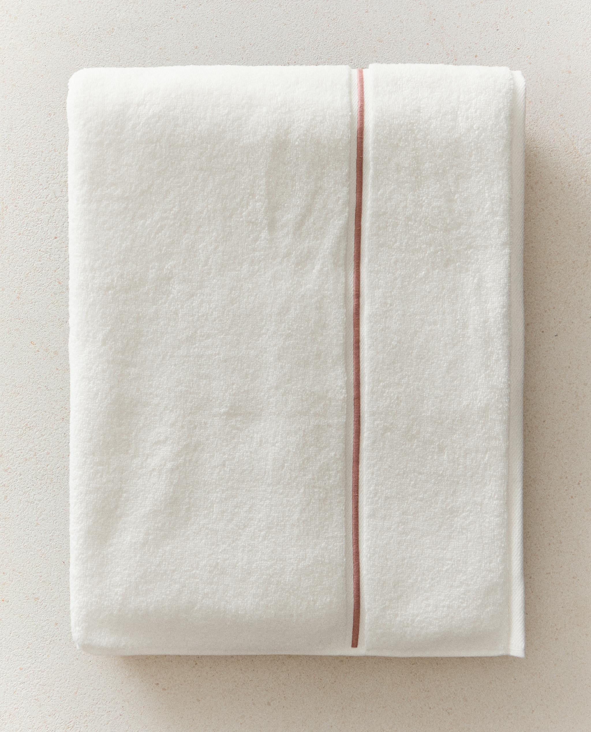 SCALLOPED BATH TOWEL product thumbnail 8