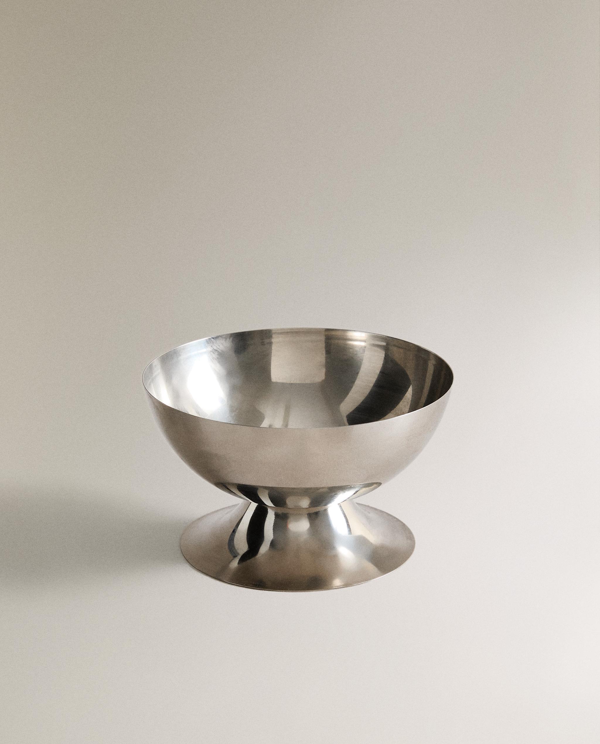 SHINY METAL ICE CREAM GLASS