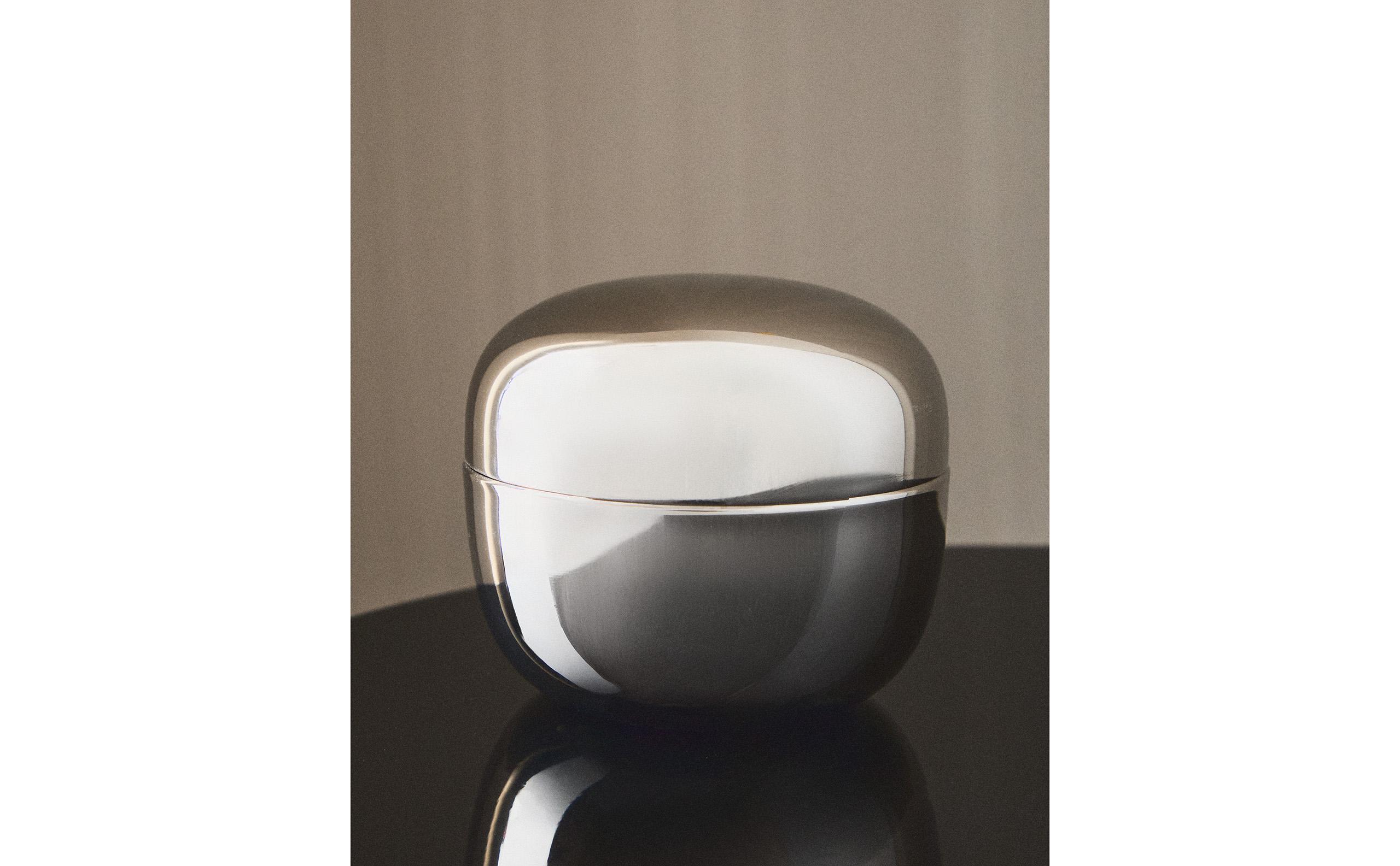 LARGE ROUND STAINLESS STEEL BOX product thumbnail 6