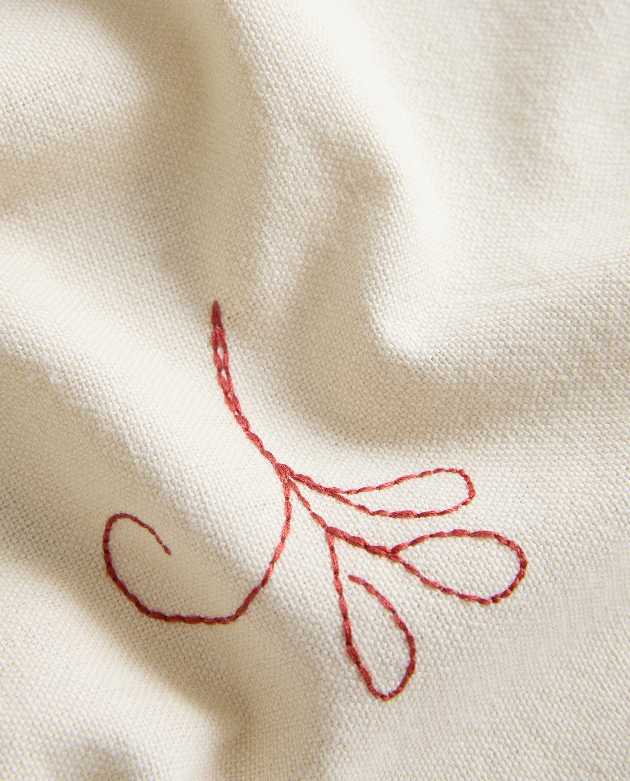 FISH PRINT COTTON TABLECLOTH product thumbnail 3