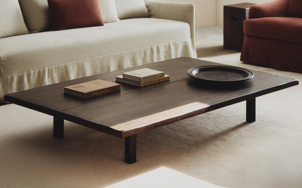 TABLE BASSE PIEDS BAS