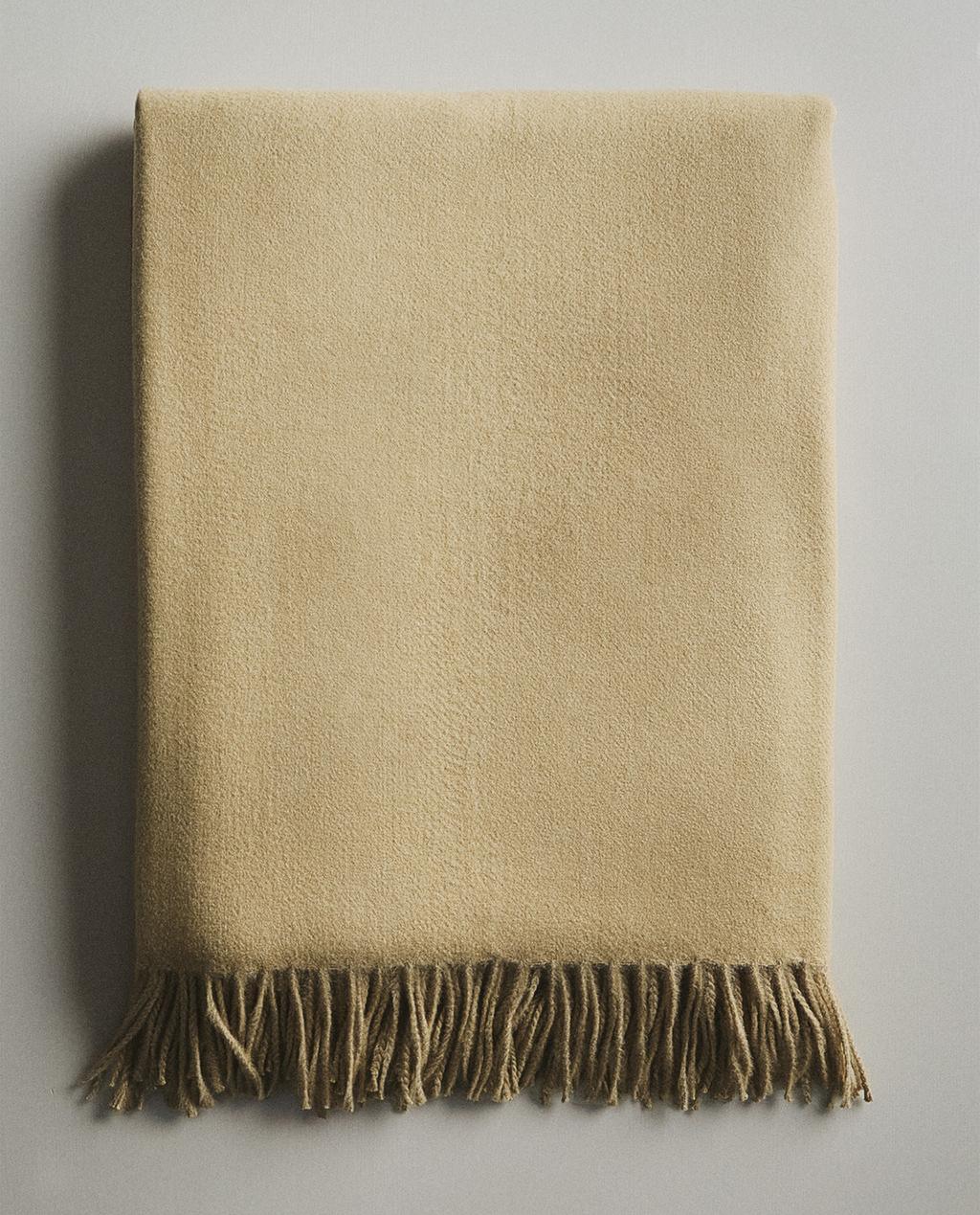 EXTRA SOFT PLAIN THROW EXTRA SOFT PLAIN THROW