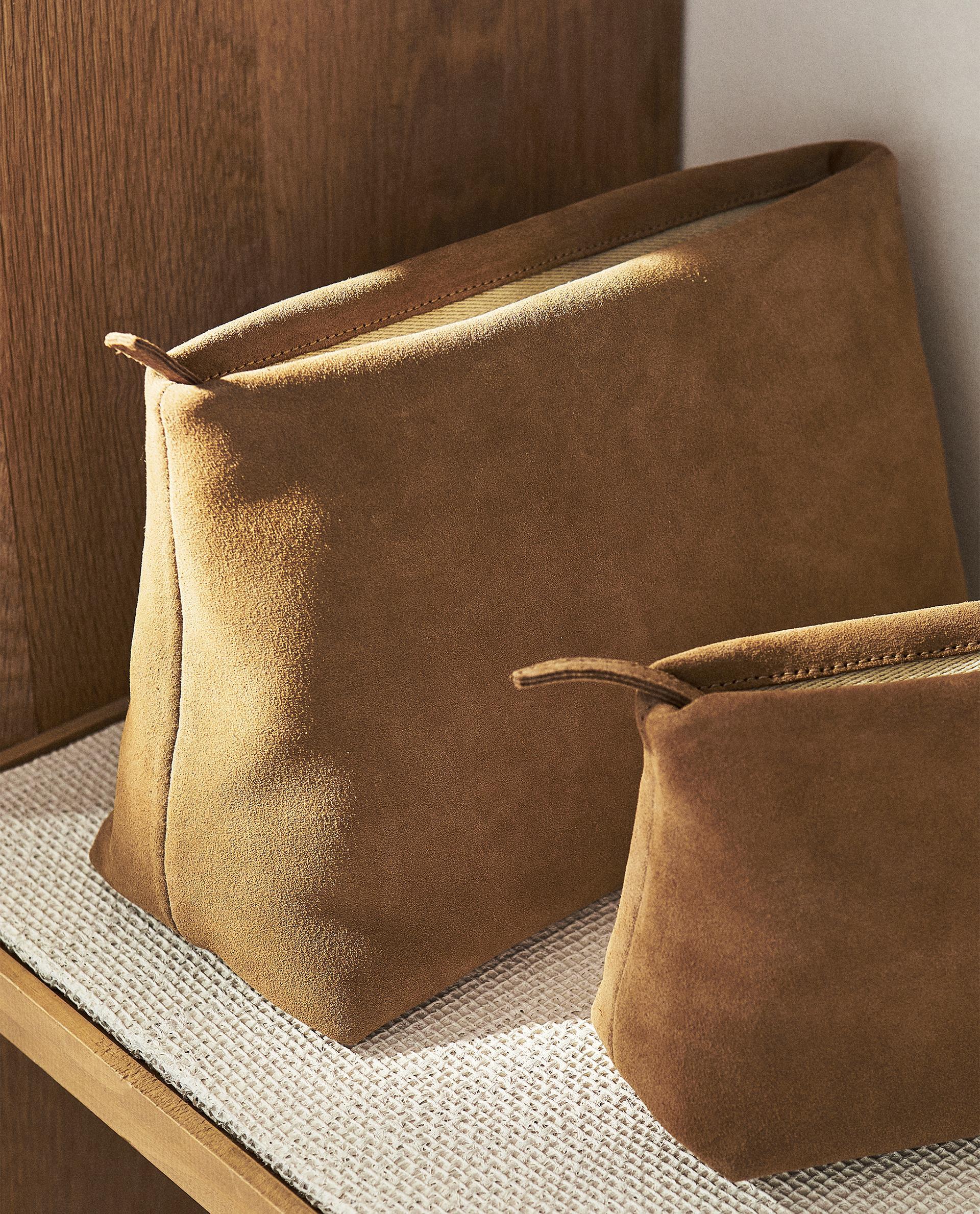 NECESSAIRE VELOURSLEDER MITTELGROSS