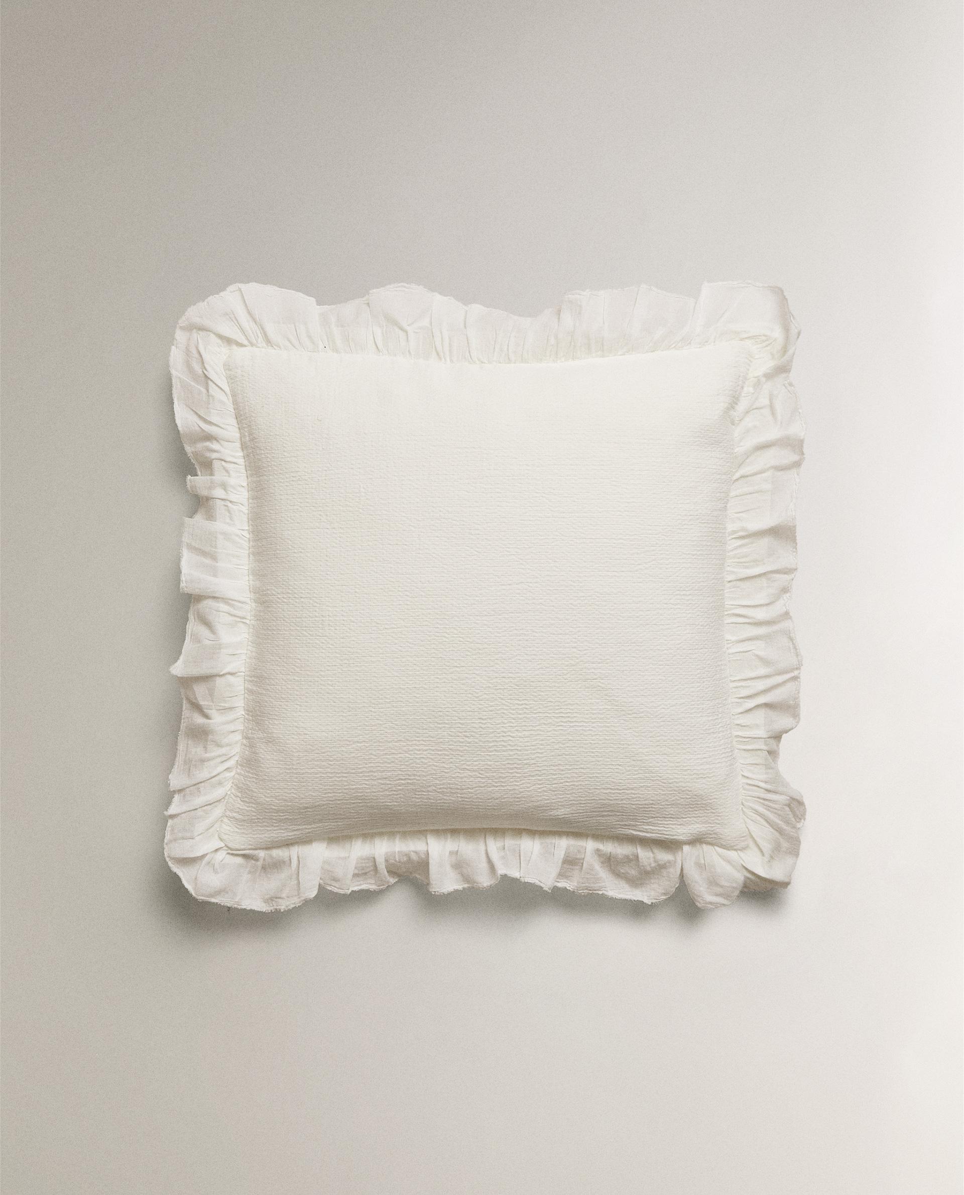 フリル テクスチャー クッションカバー | Zara Home 日本/Japan