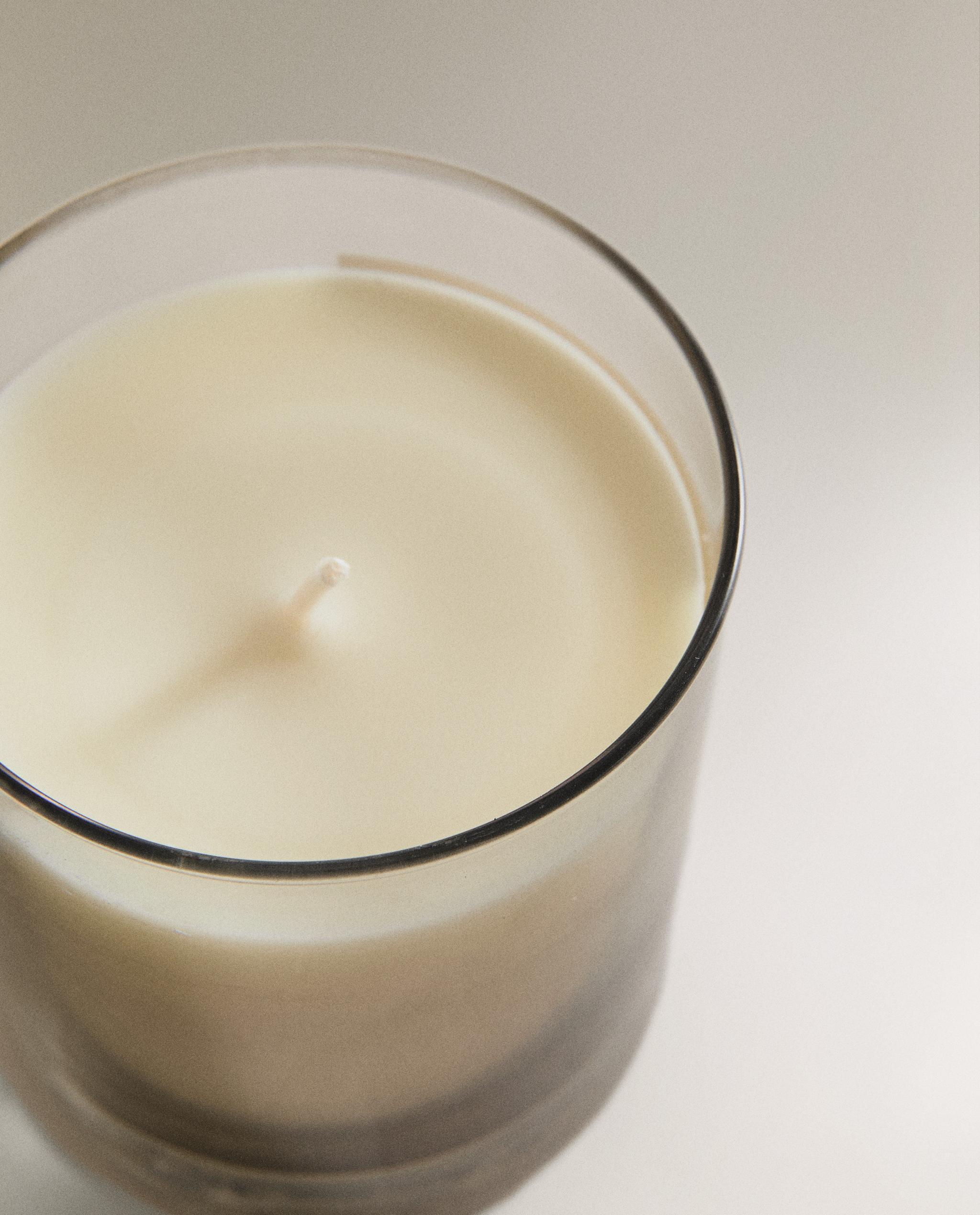 (200 G) LEMON BERGAMOT SCENTED CANDLE product thumbnail 4