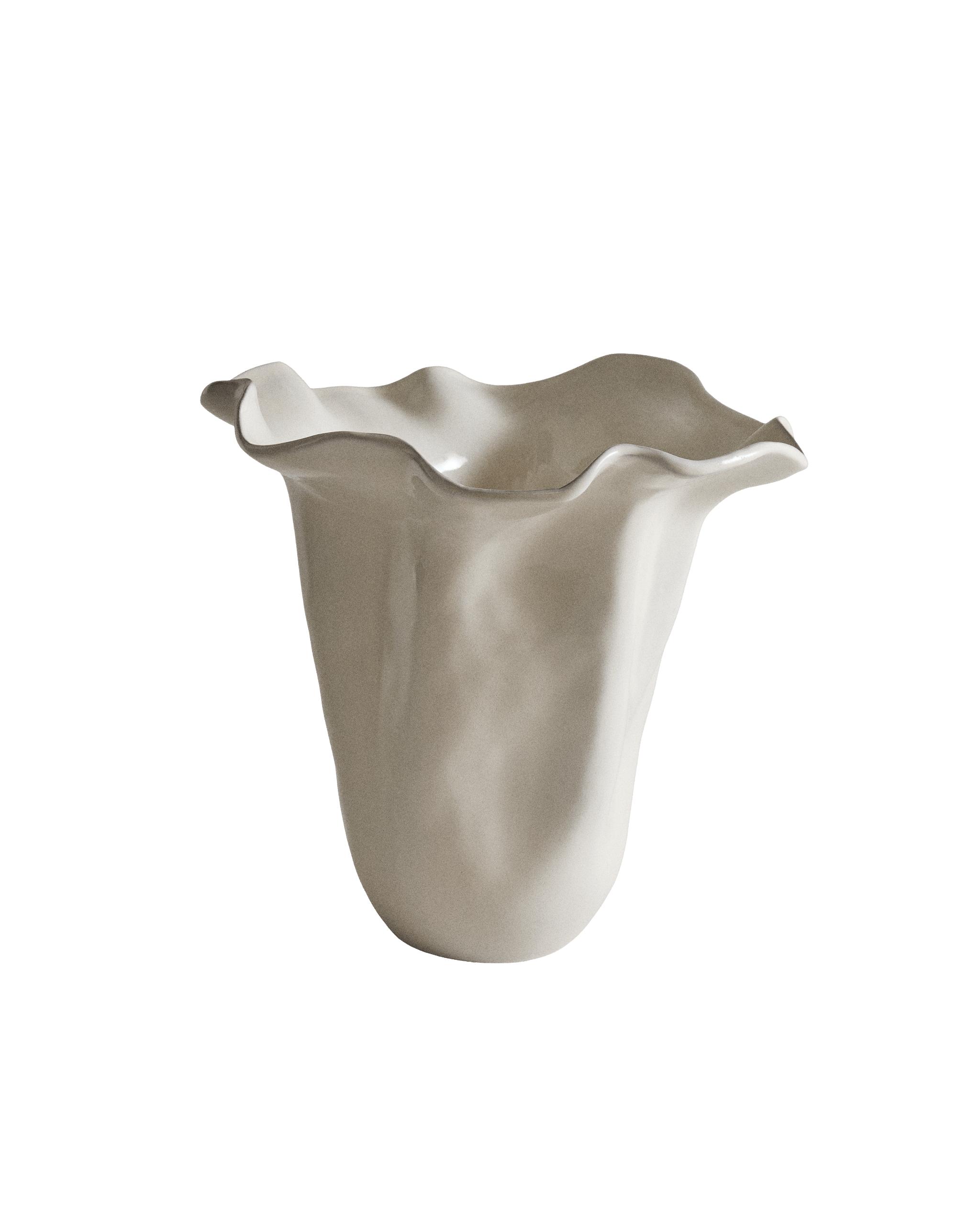 SHINY WAVY EARTHENWARE VASE product thumbnail 6