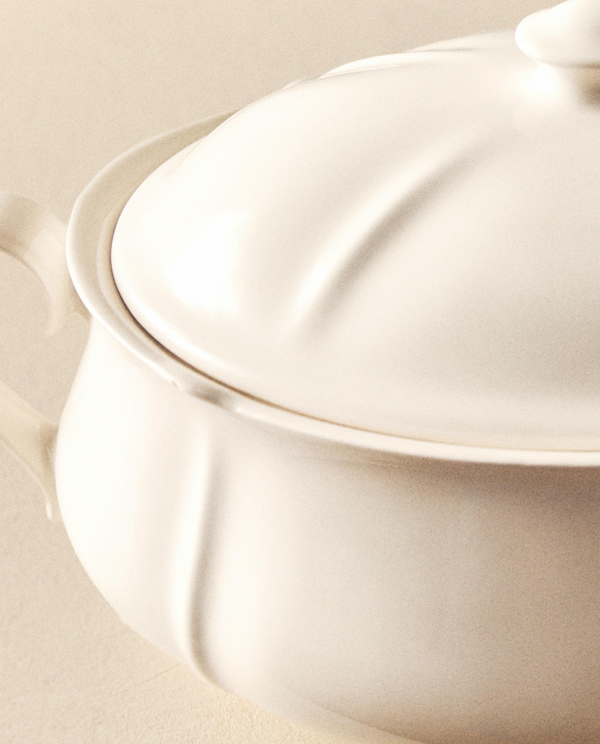 EARTHENWARE TUREEN WITH RAISED-DESIGN EDGE - Tableware set - KITCHEN & DINING - DINNERWARE | Zara Home United States of America | Zara Home United States of America