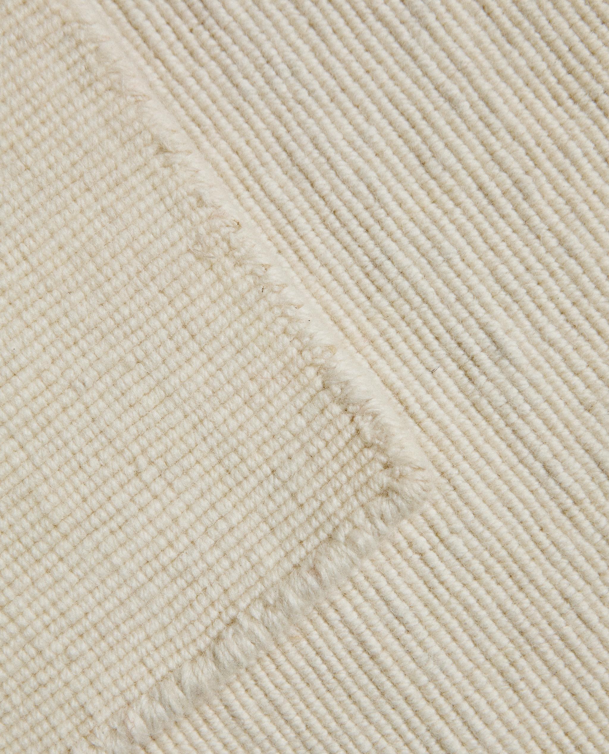 WAVY LINE WOOL RUG product thumbnail 15