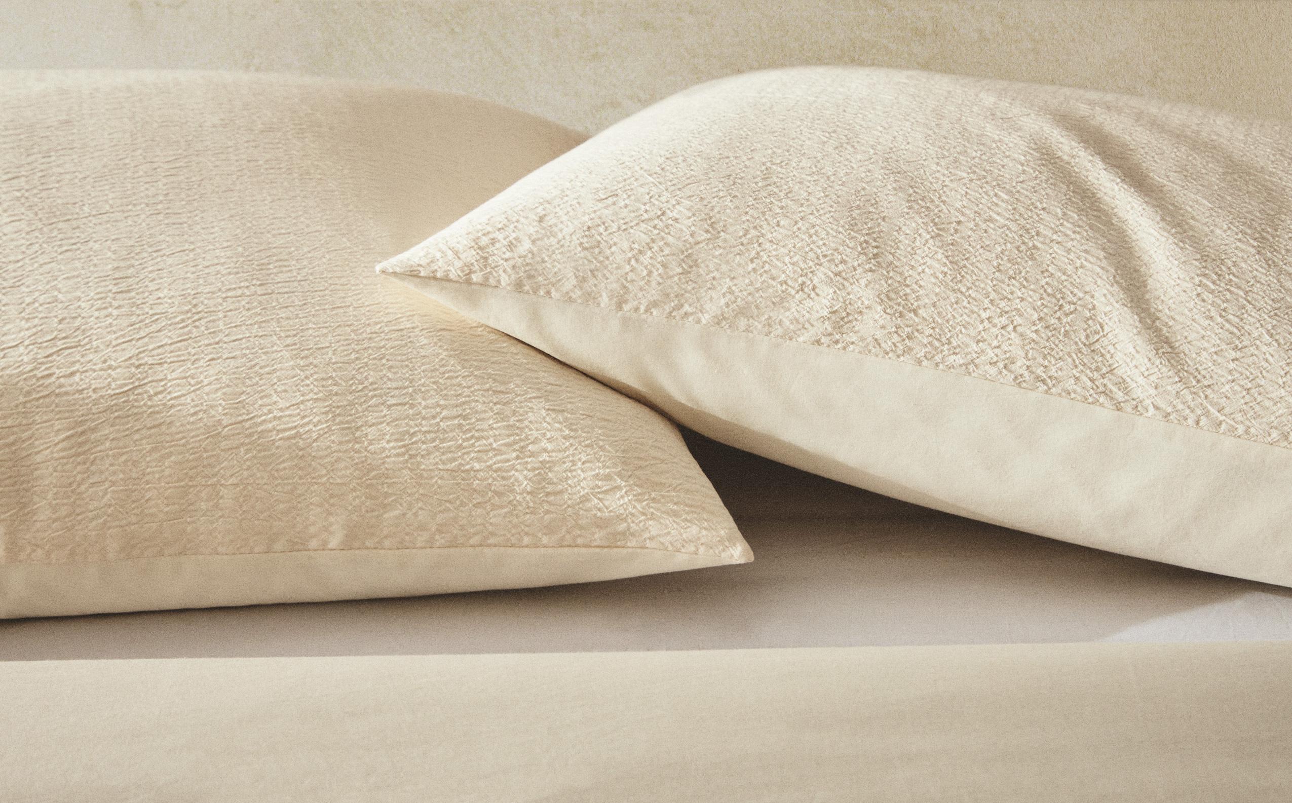 ZARA HOME リネン　ベッドカバーと枕カバー2枚セット 枕カバー フラワープリント | Zara Home 日本/Japan