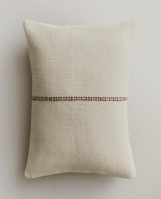 DOUBLE LINE CUSHION COVER DOUBLE LINE CUSHION COVER