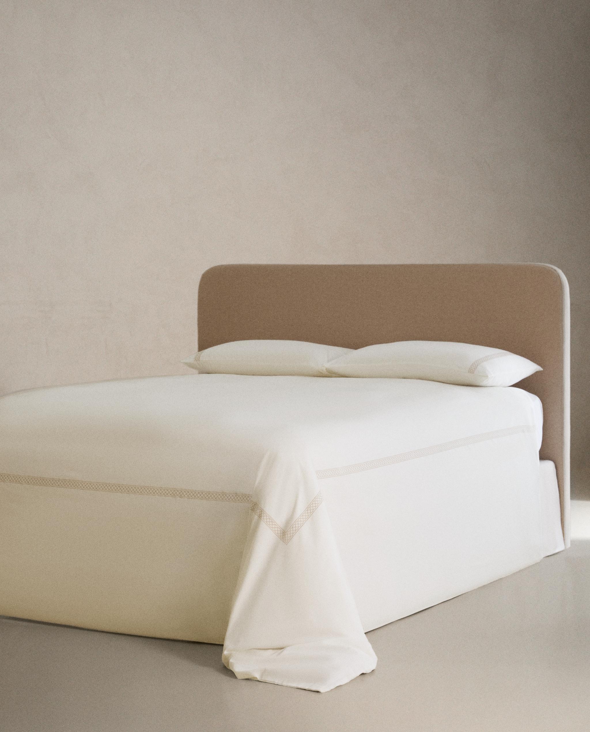 EMBROIDERED SATEEN DUVET COVER product thumbnail 5