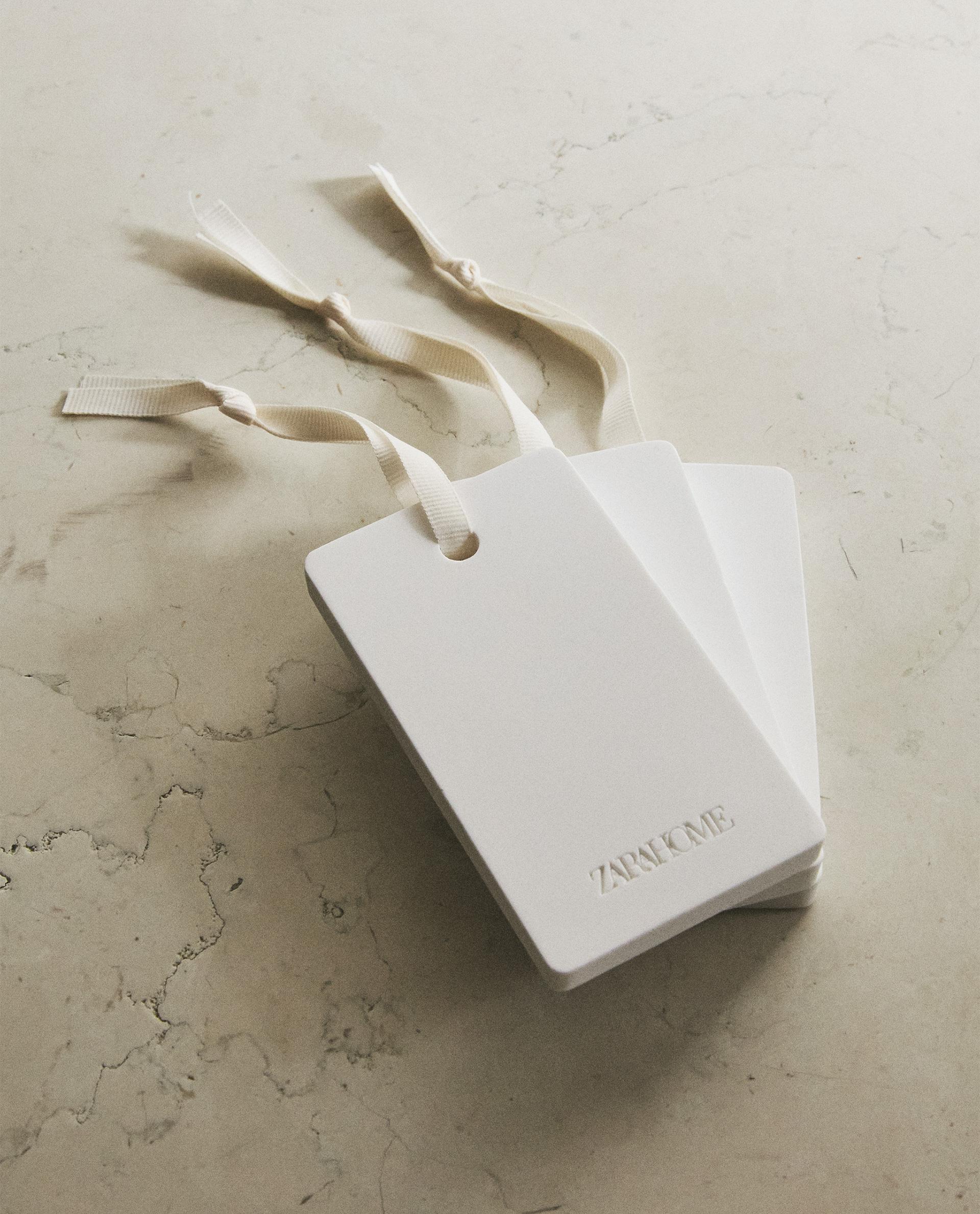 200 G] ”ABSOLUTE” LINEN アロマキャンドル | Zara Home 日本/Japan