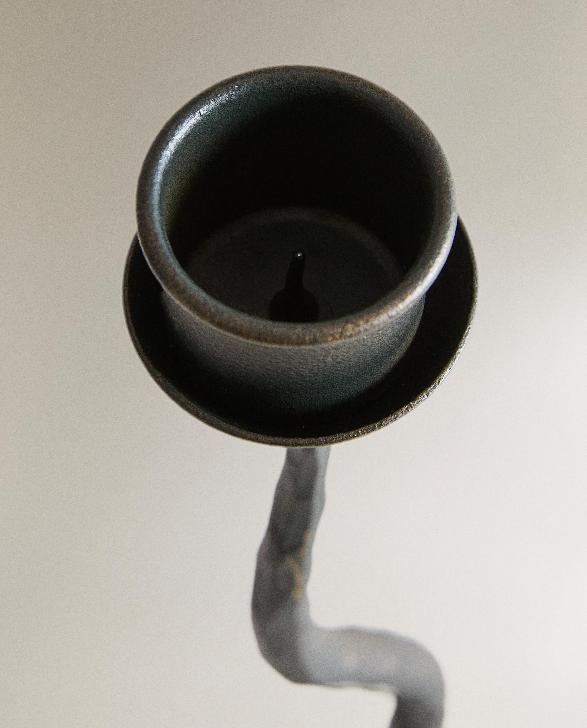 WAVY IRON CANDLE HOLDER product thumbnail 8