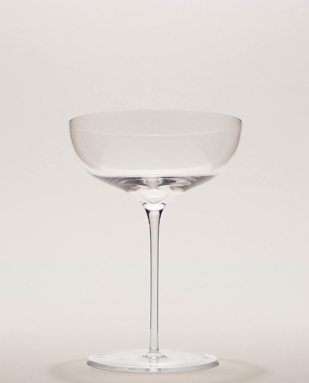 GOTË SHAMPANJE PREJ QELQI GOTË SHAMPANJE PREJ QELQI