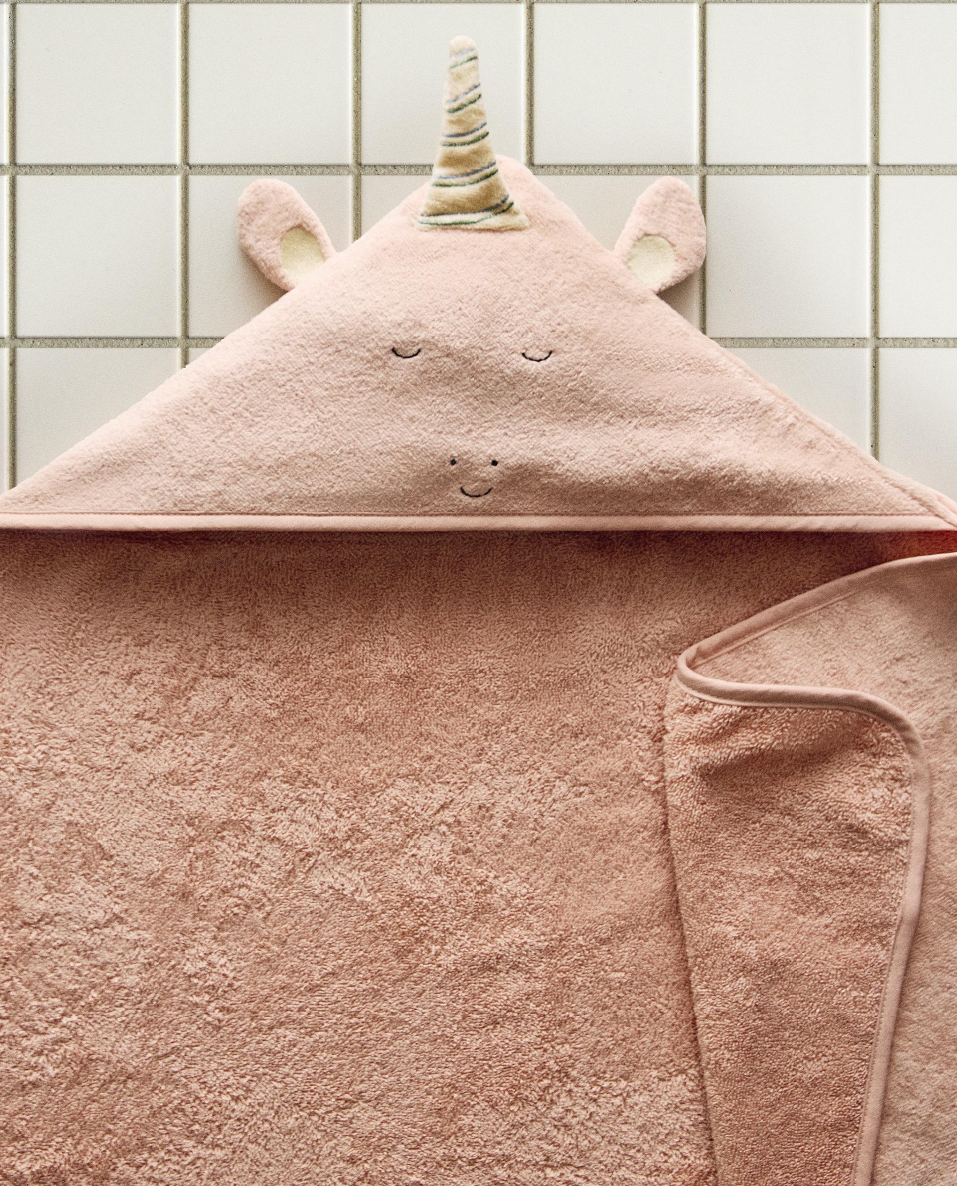 UNICORN HOODED BABY TOWEL