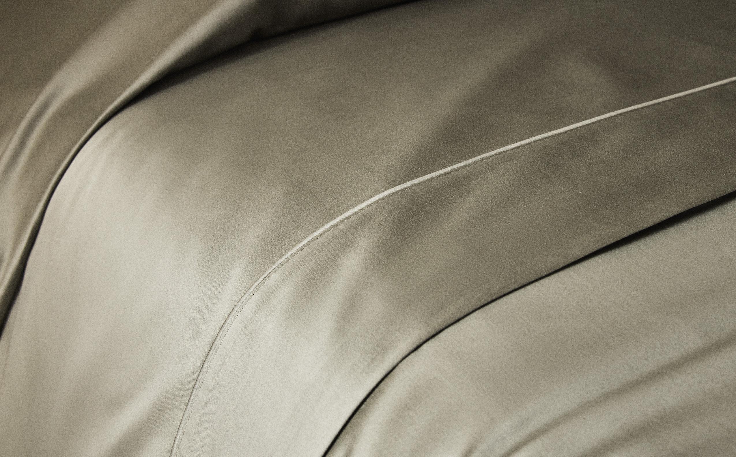 SATEEN FLAT SHEET (500 THREAD COUNT) product thumbnail 2