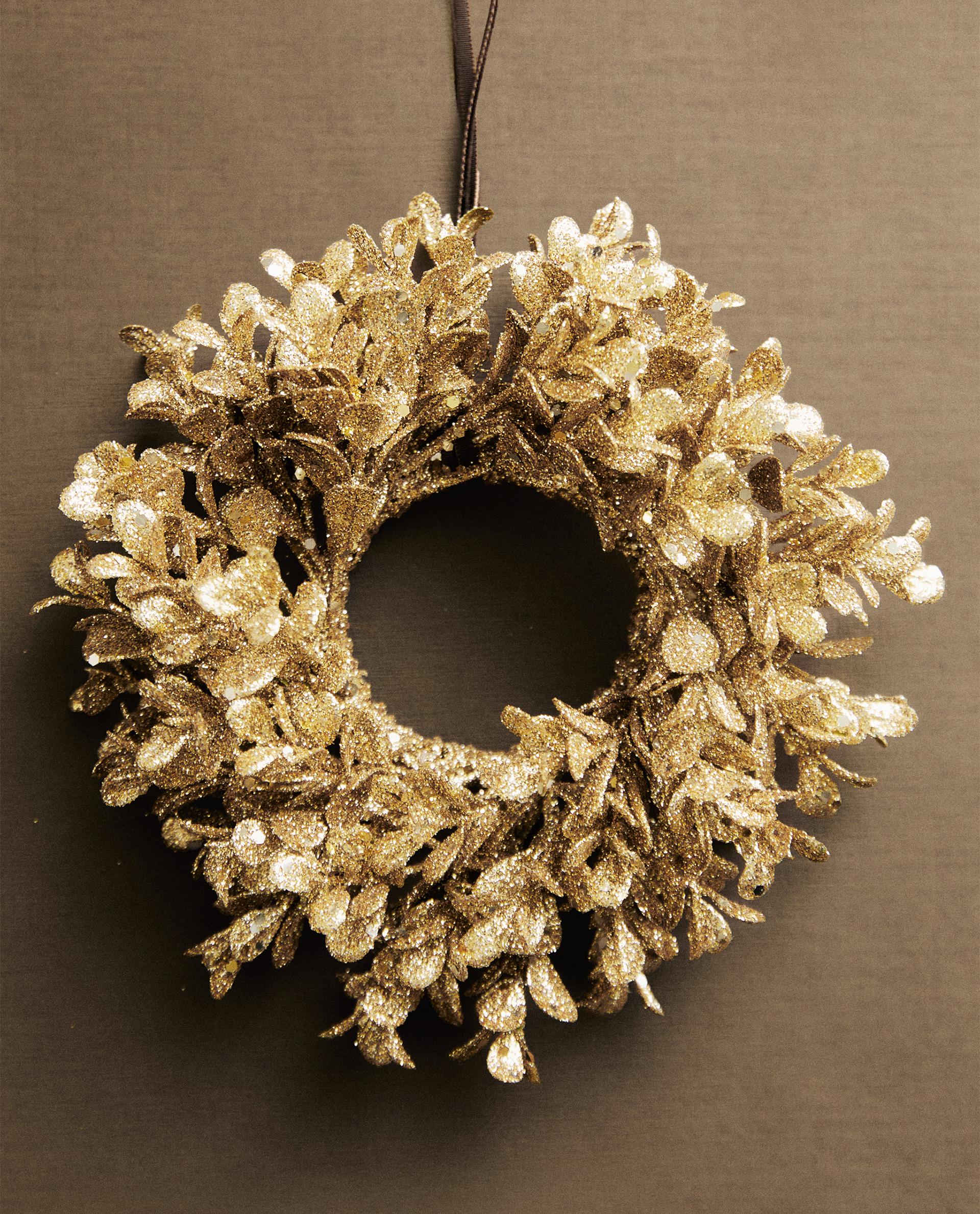 SHINY CHRISTMAS WREATH DECORATION | Zara Home Canada