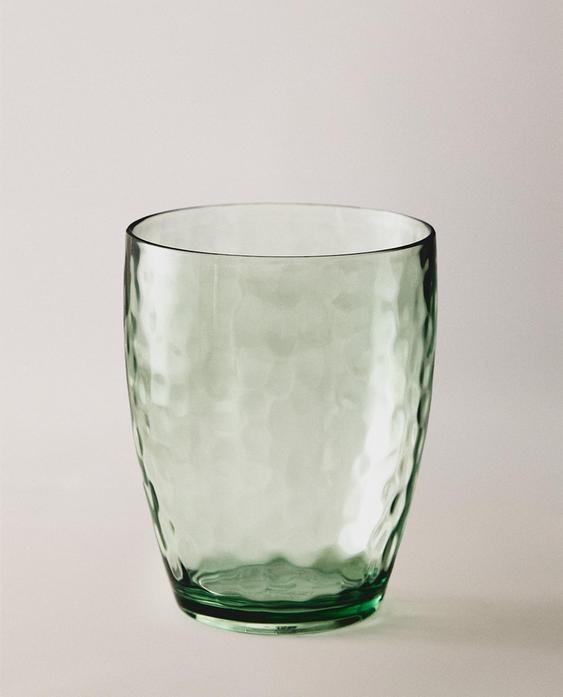 ACRYLIC TUMBLER WITH HAMMERED EFFECT ACRYLIC TUMBLER WITH HAMMERED EFFECT