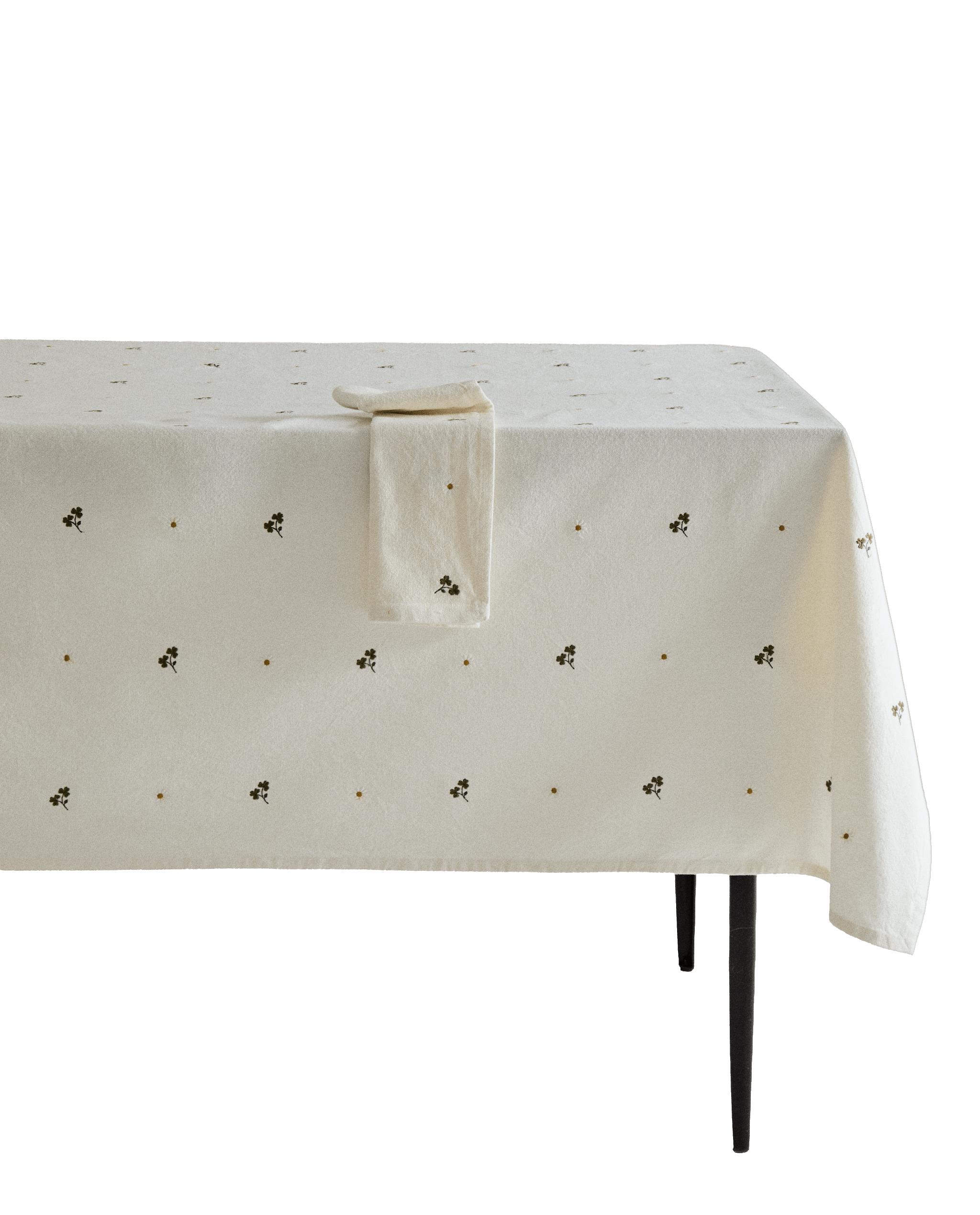 EMBROIDERED CLOVER AND DAISY TABLECLOTH product thumbnail 2
