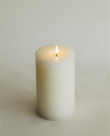DECORATIVE CYLINDRICAL CANDLE