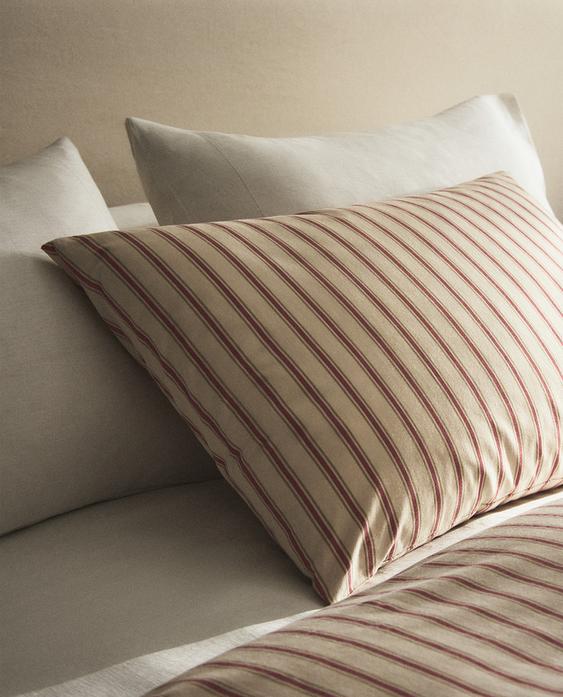 TAIE D’OREILLER PERCALE DE COTON RAYURES (300 FILS)