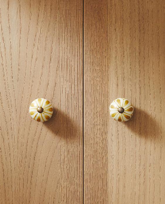 PACK OF CERAMIC FLOWER DOOR KNOBS (PACK OF 2) PACK OF CERAMIC FLOWER DOOR KNOBS (PACK OF 2)